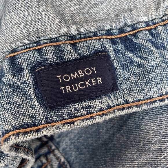 Lucky Brand Jeans Tomboy Trucker Jean Jacket Distressed Blue Denim - Picture 5 of 5